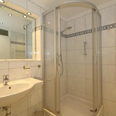 Haus Metropol 137 Апартаменты *
